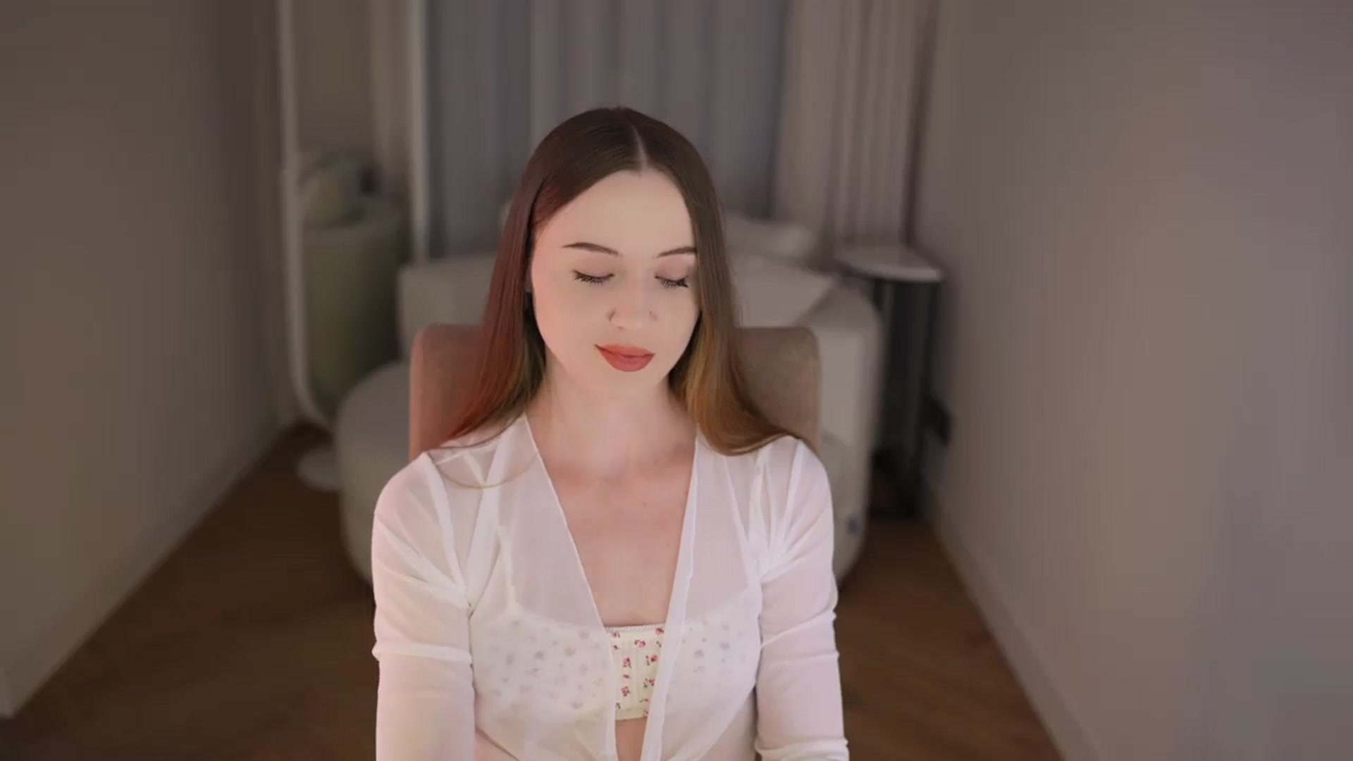 Gallery image thumbnail from Innocent_Soul's myfreecams stream on, 04/22/2026, 16:32 image 10 of 20
