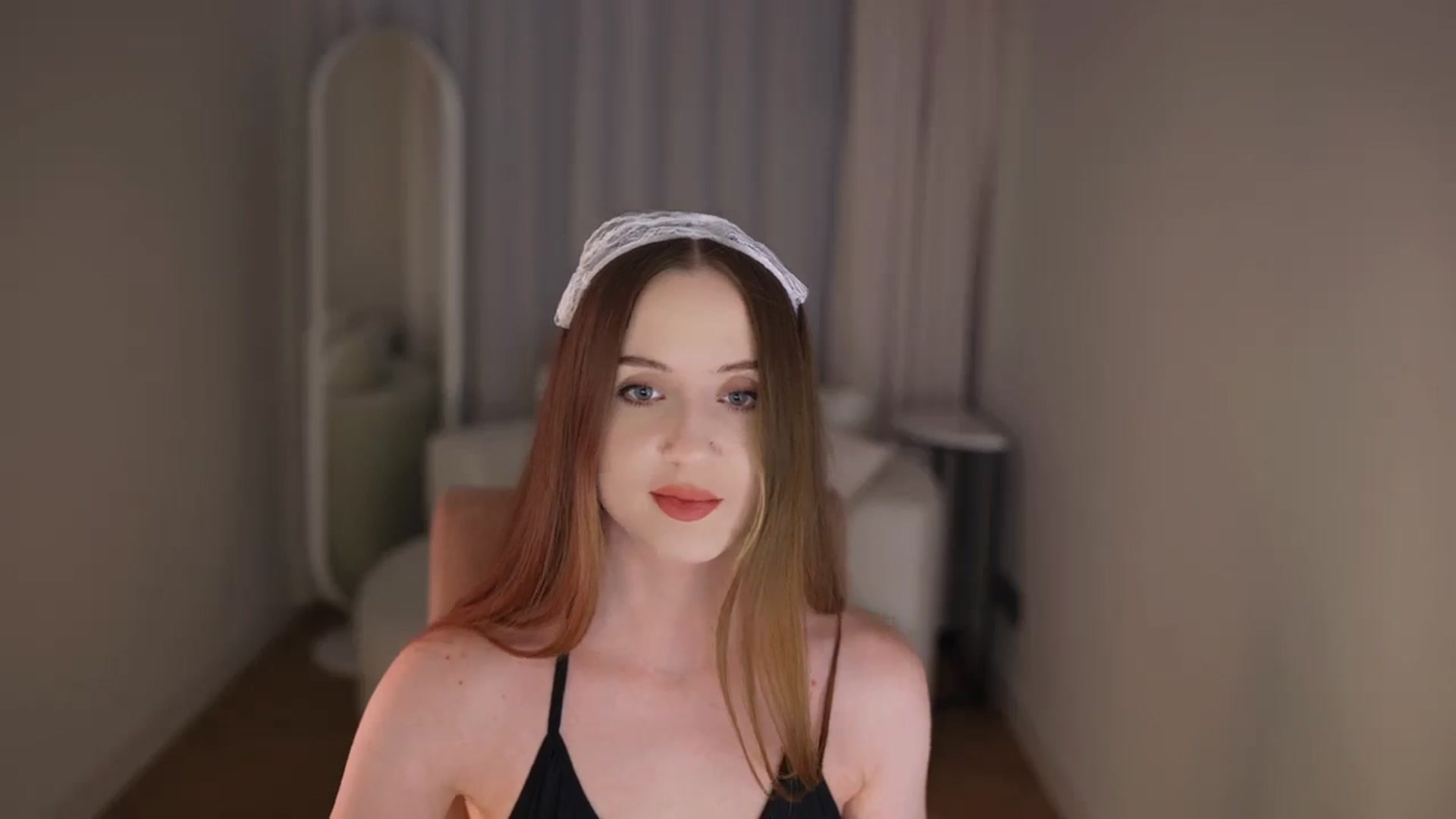 Gallery image thumbnail from Innocent_Soul's myfreecams stream on, 04/22/2026, 16:32 image 17 of 20