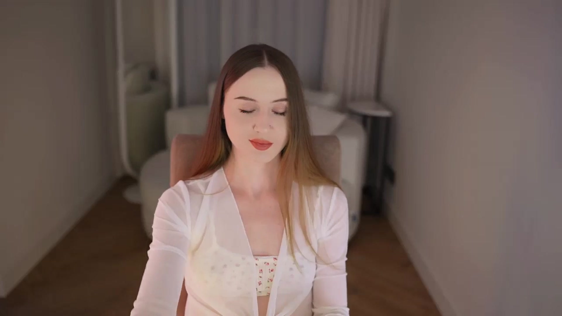 Gallery image thumbnail from Innocent_Soul's myfreecams stream on, 04/22/2026, 16:32 image 11 of 20