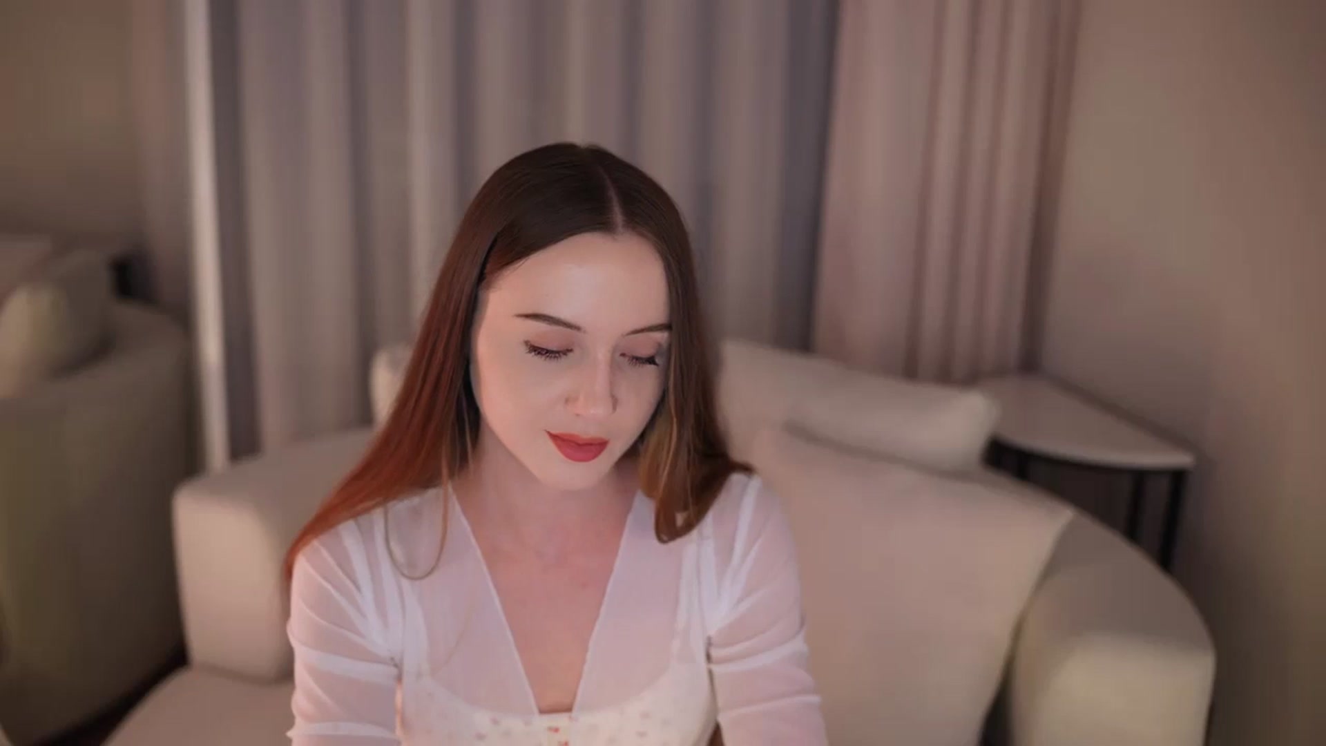 Gallery image thumbnail from Innocent_Soul's myfreecams stream on, 04/22/2026, 22:10 image 15 of 20