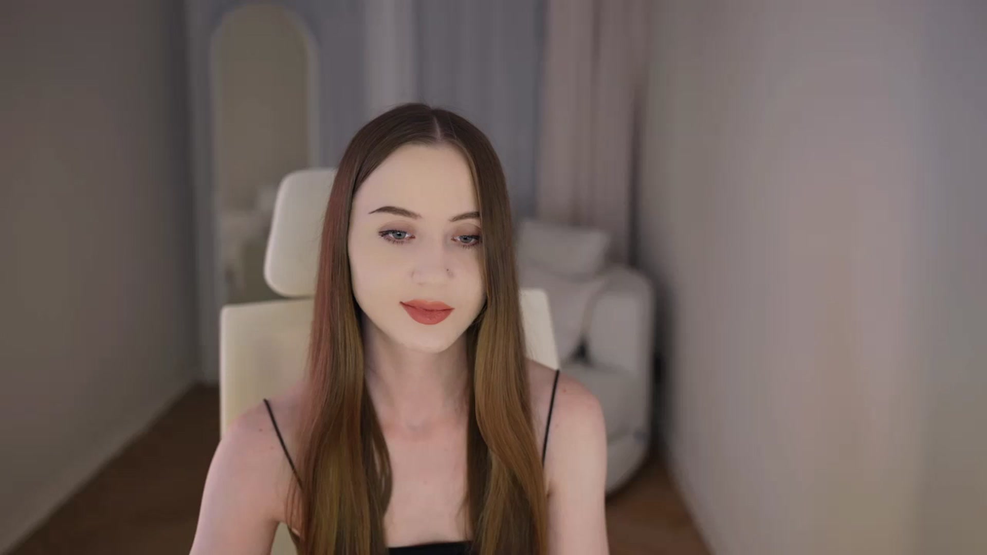 Gallery image thumbnail from Innocent_Soul's myfreecams stream on, 04/28/2026, 13:57 image 7 of 20