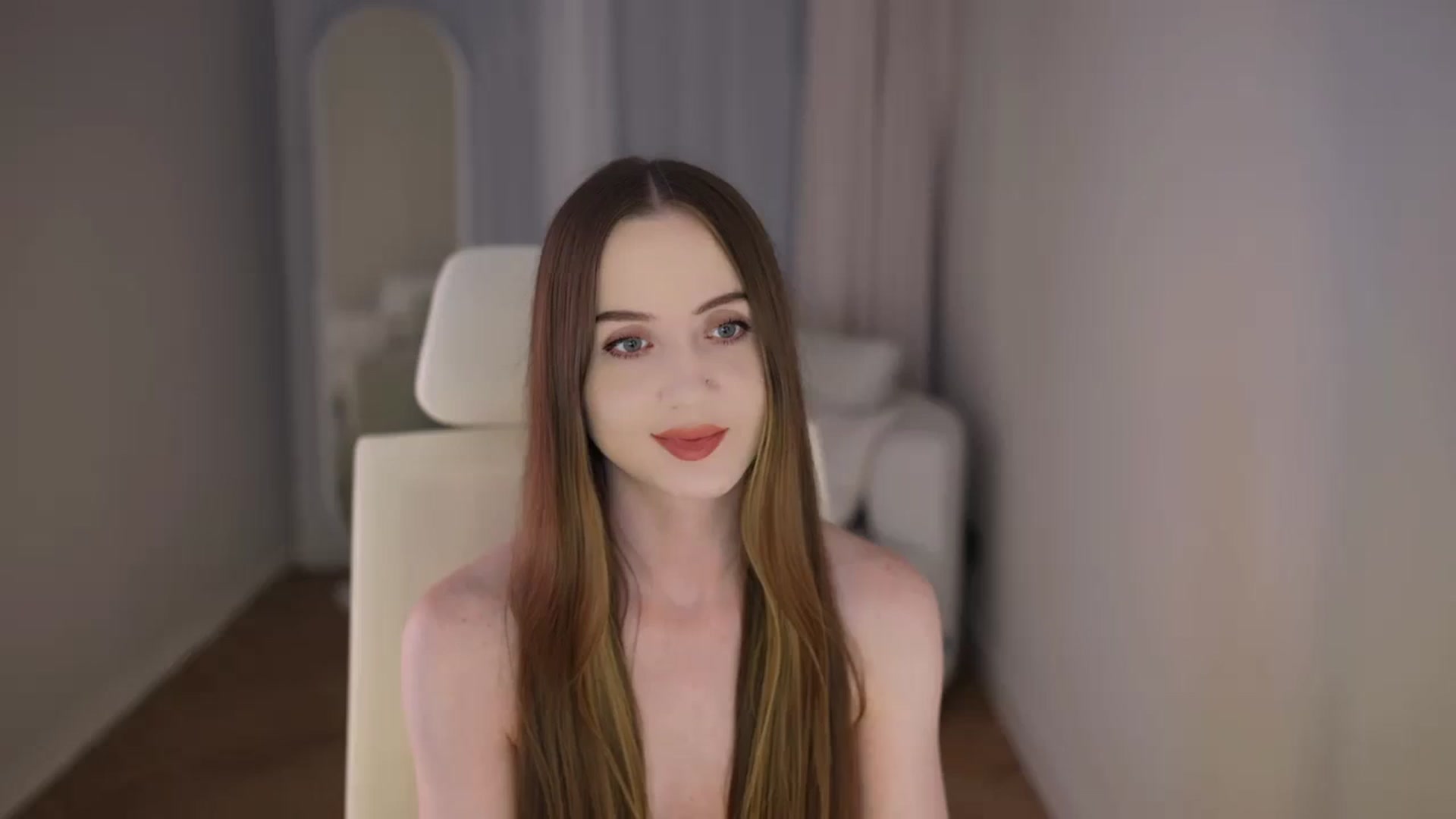 Gallery image thumbnail from Innocent_Soul's myfreecams stream on, 04/28/2026, 13:57 image 2 of 20