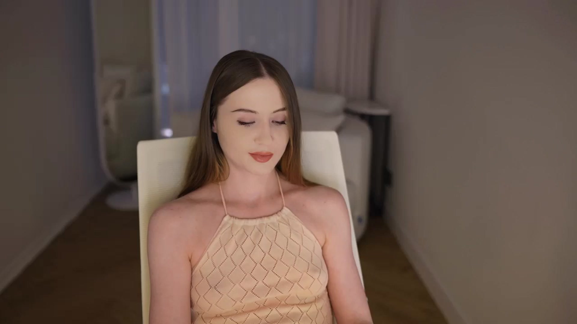 Gallery image thumbnail from Innocent_Soul's myfreecams stream on, 04/30/2026, 08:13 image 4 of 20