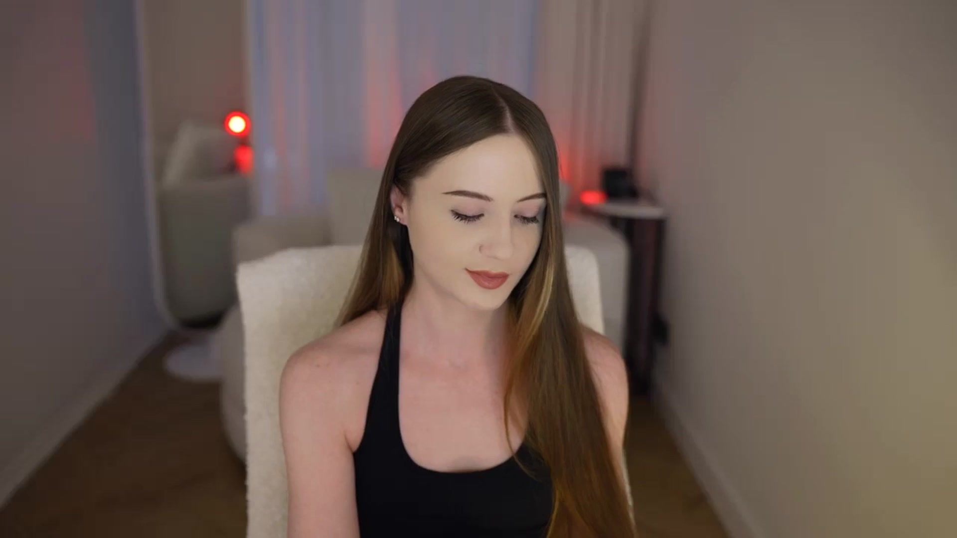 Gallery image thumbnail from Innocent_Soul's myfreecams stream on, 05/04/2026, 09:04 image 8 of 20