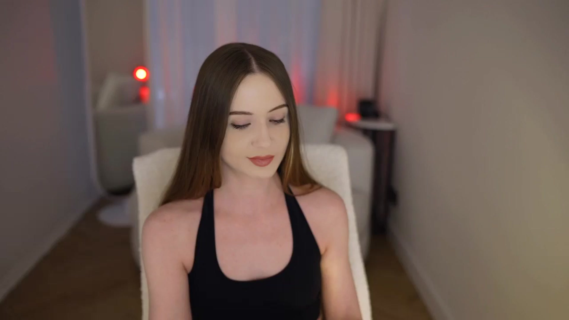 Gallery image thumbnail from Innocent_Soul's myfreecams stream on, 05/04/2026, 09:04 image 5 of 20