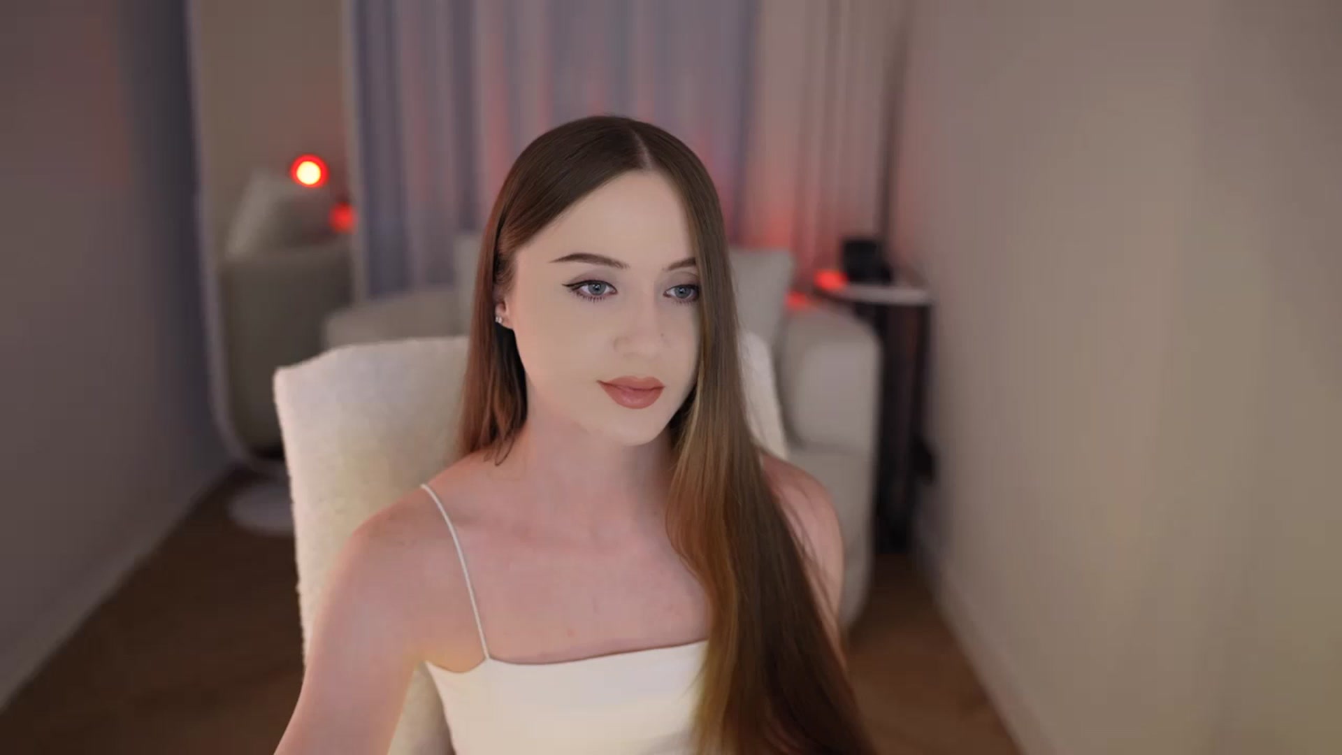 Gallery image thumbnail from Innocent_Soul's myfreecams stream on, 05/05/2026, 12:18 image 5 of 20