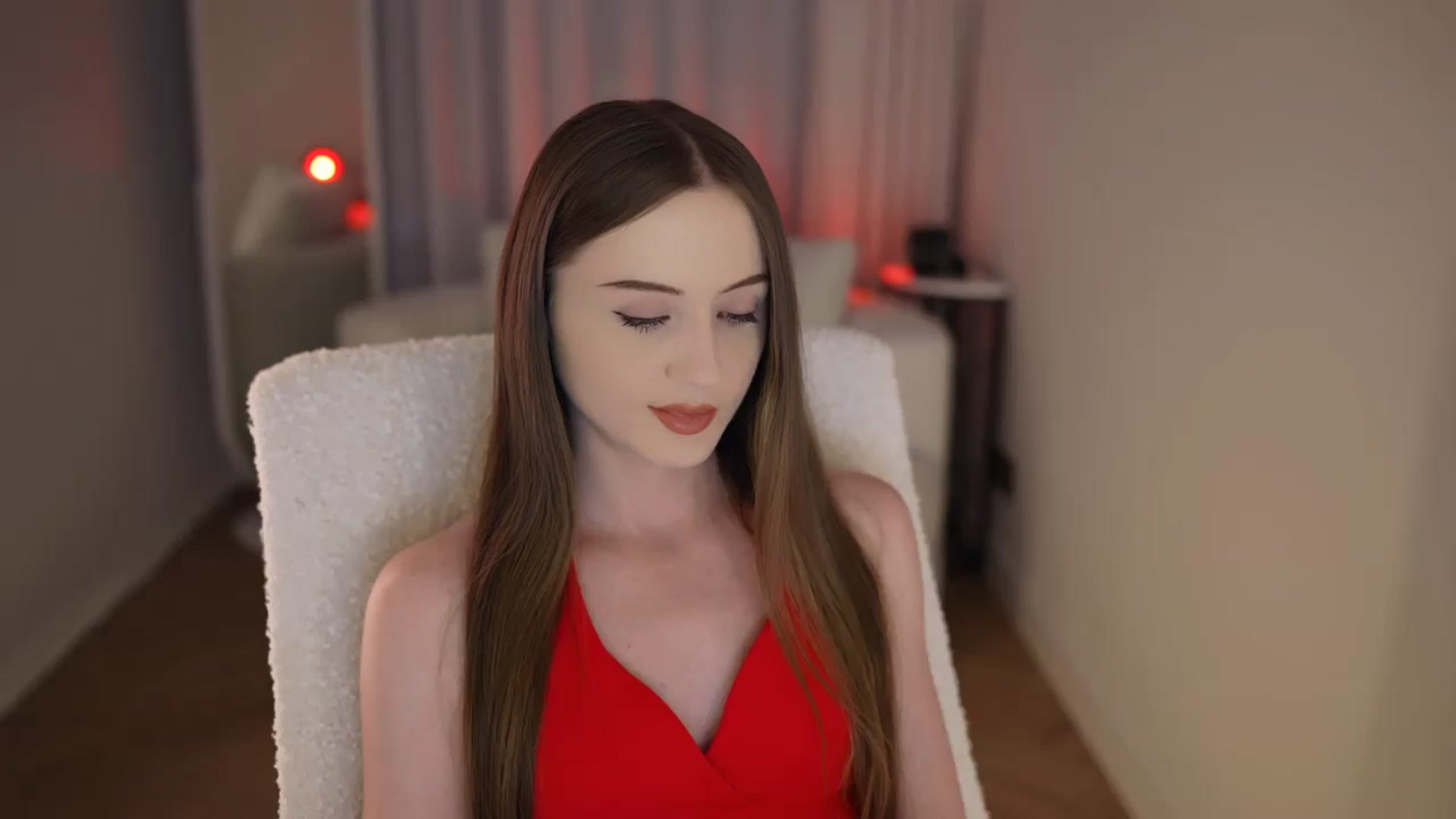 Gallery image thumbnail from Innocent_Soul's myfreecams stream on, 05/06/2026, 16:03 image 1 of 20