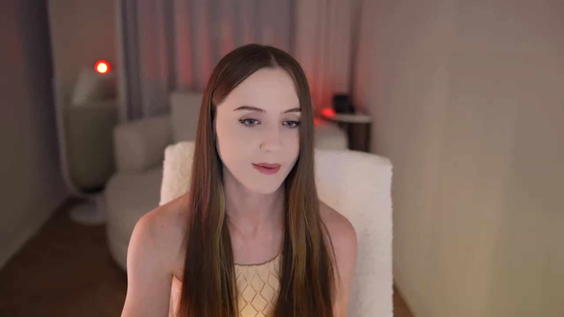 Gallery image thumbnail from Innocent_Soul's myfreecams stream on, 05/13/2026, 17:03 image 11 of 20