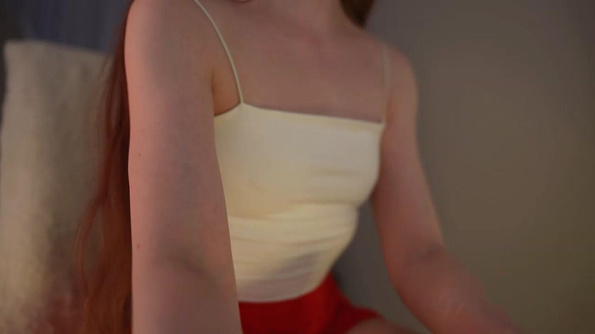 Gallery image thumbnail from Innocent_Soul's myfreecams stream on, 05/19/2026, 11:35 image 6 of 20