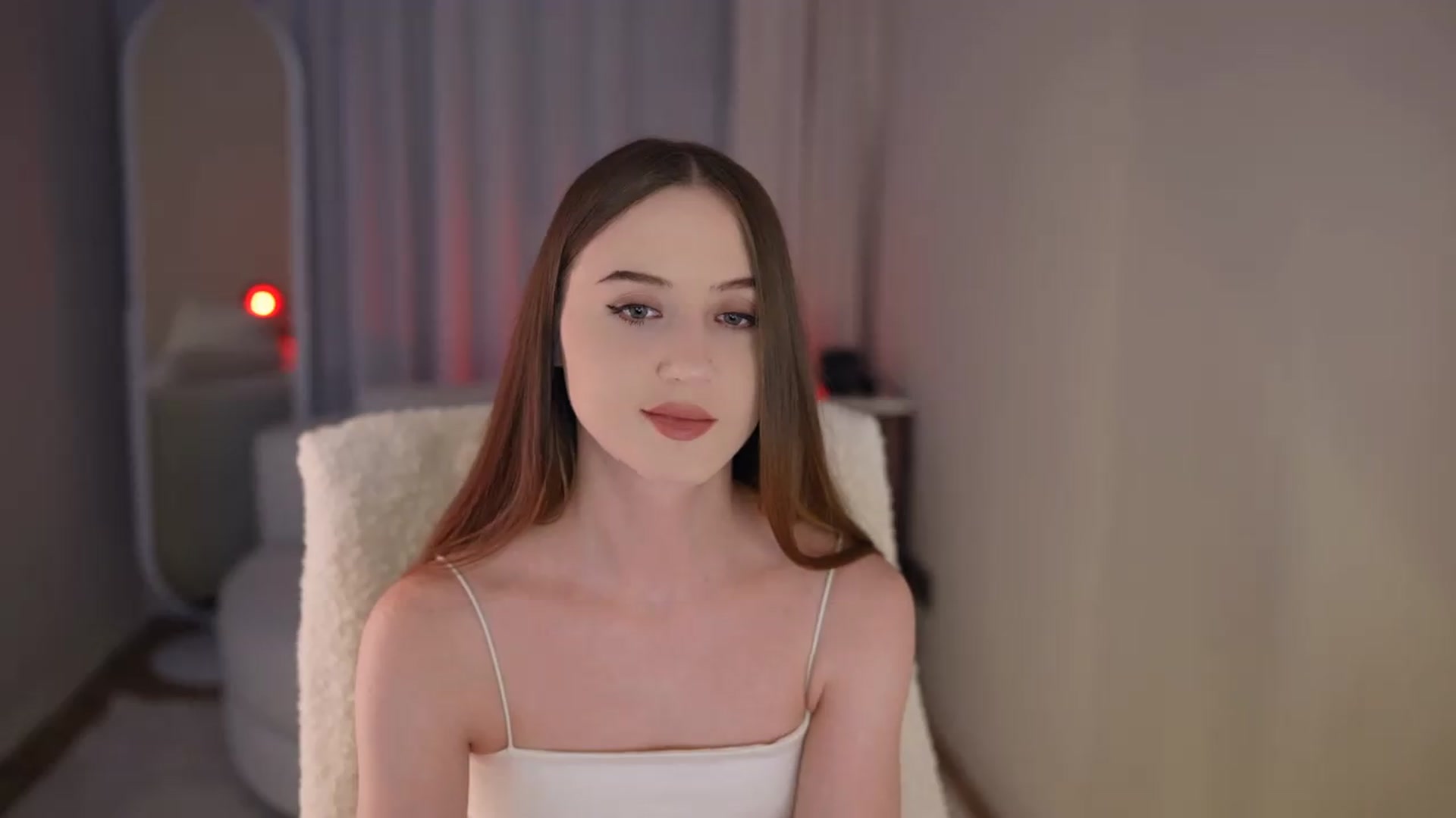 Gallery image thumbnail from Innocent_Soul's myfreecams stream on, 05/19/2026, 12:47 image 20 of 20