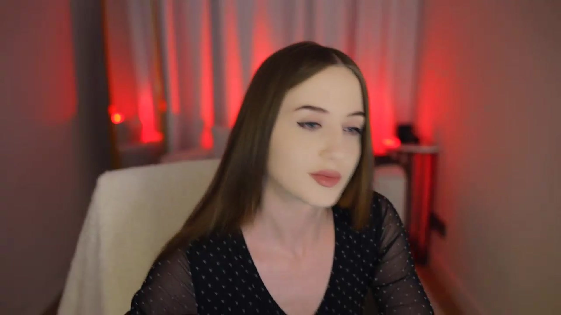 Gallery image thumbnail from Innocent_Soul's myfreecams stream on, 06/08/2026, 19:10 image 7 of 20
