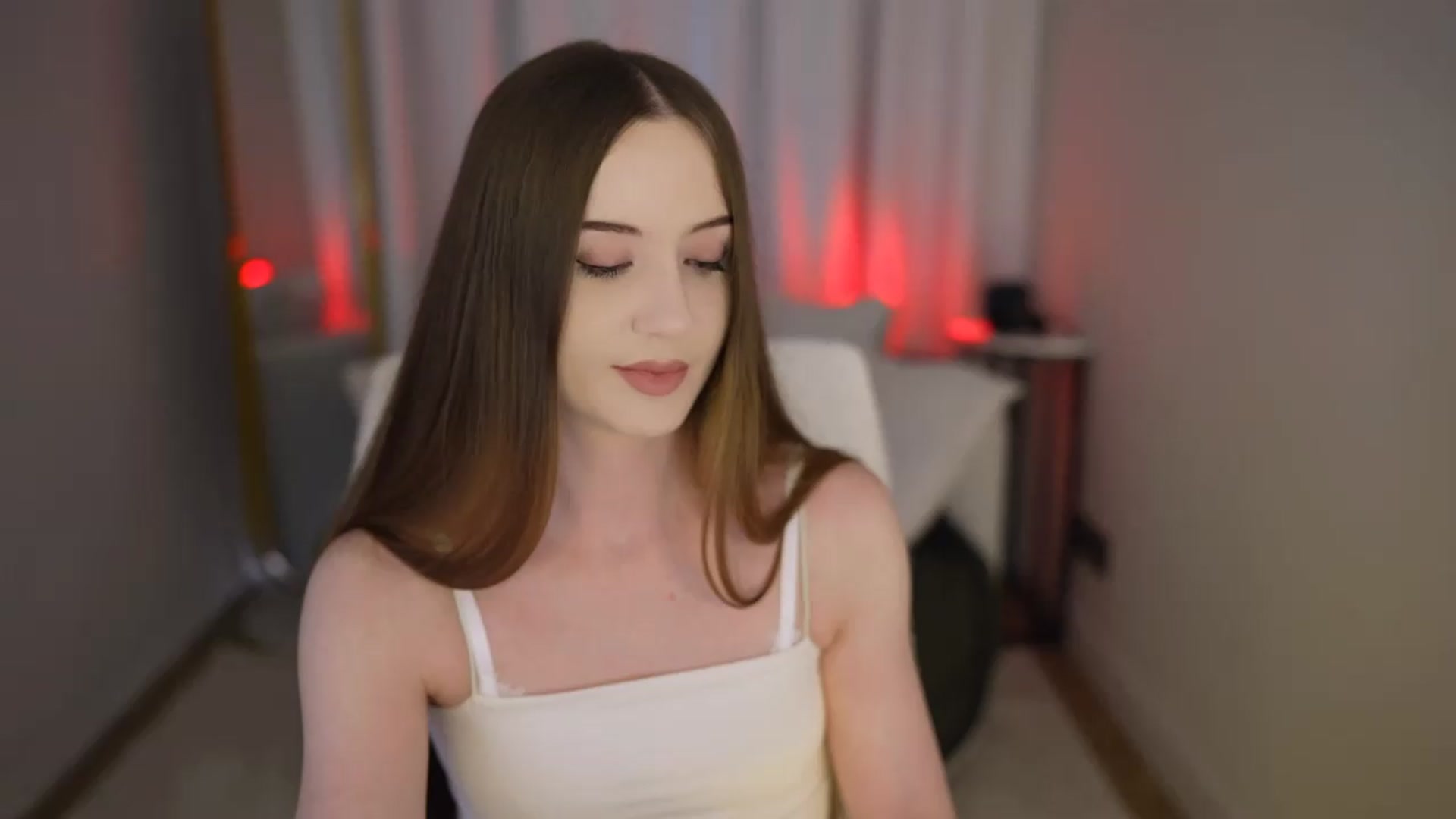 Gallery image thumbnail from Innocent_Soul's myfreecams stream on, 06/14/2026, 13:26 image 14 of 20