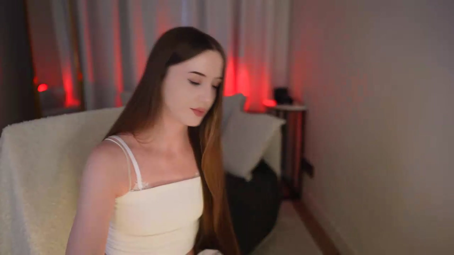 Gallery image thumbnail from Innocent_Soul's myfreecams stream on, 06/14/2026, 16:38 image 8 of 20