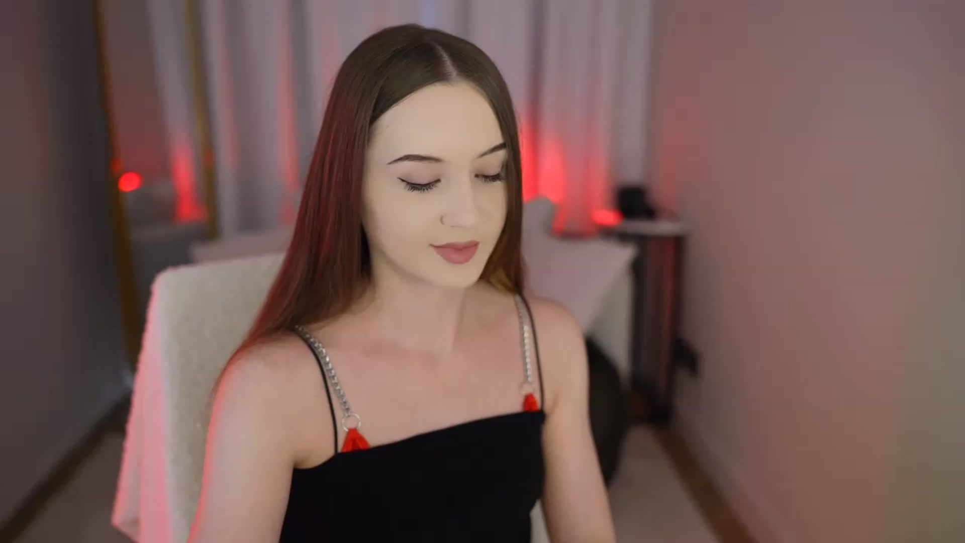 Gallery image thumbnail from Innocent_Soul's myfreecams stream on, 06/15/2026, 14:02 image 11 of 20