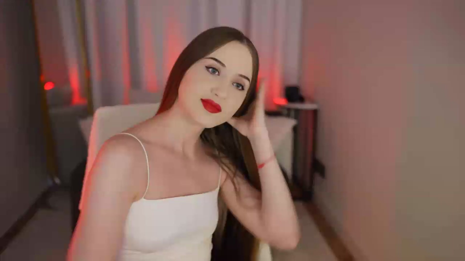 Gallery image thumbnail from Innocent_Soul's myfreecams stream on, 06/25/2026, 14:49 image 18 of 20