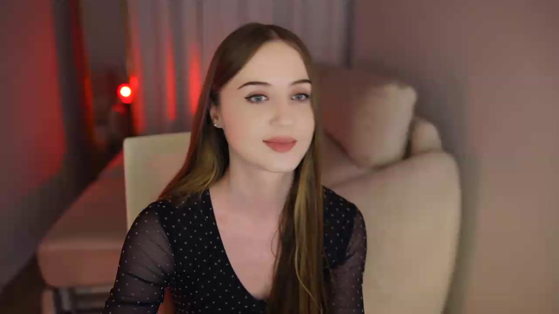 Gallery image thumbnail from Innocent_Soul's myfreecams stream on, 06/26/2026, 18:06 image 12 of 20