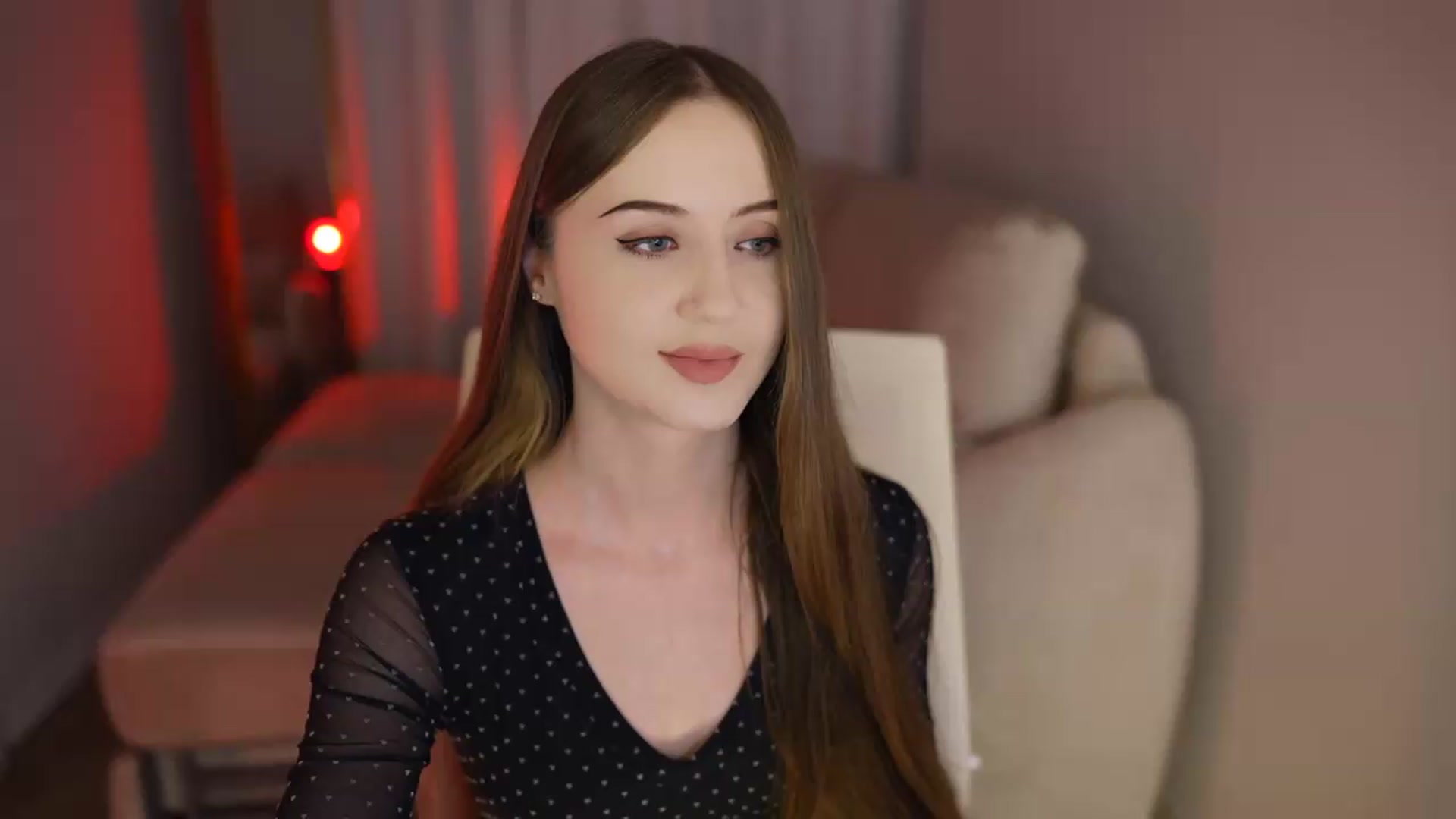 Gallery image thumbnail from Innocent_Soul's myfreecams stream on, 06/26/2026, 18:06 image 10 of 20