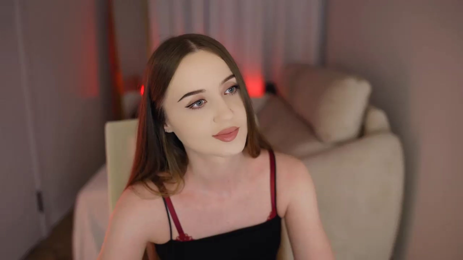 Gallery image thumbnail from Innocent_Soul's myfreecams stream on, 06/29/2026, 15:24 image 19 of 20