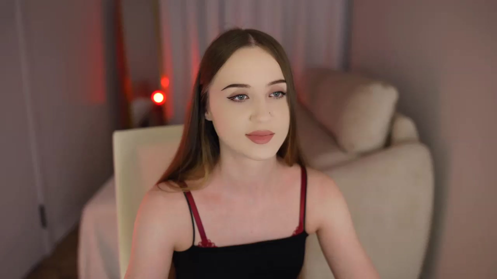 Gallery image thumbnail from Innocent_Soul's myfreecams stream on, 06/29/2026, 15:24 image 13 of 20