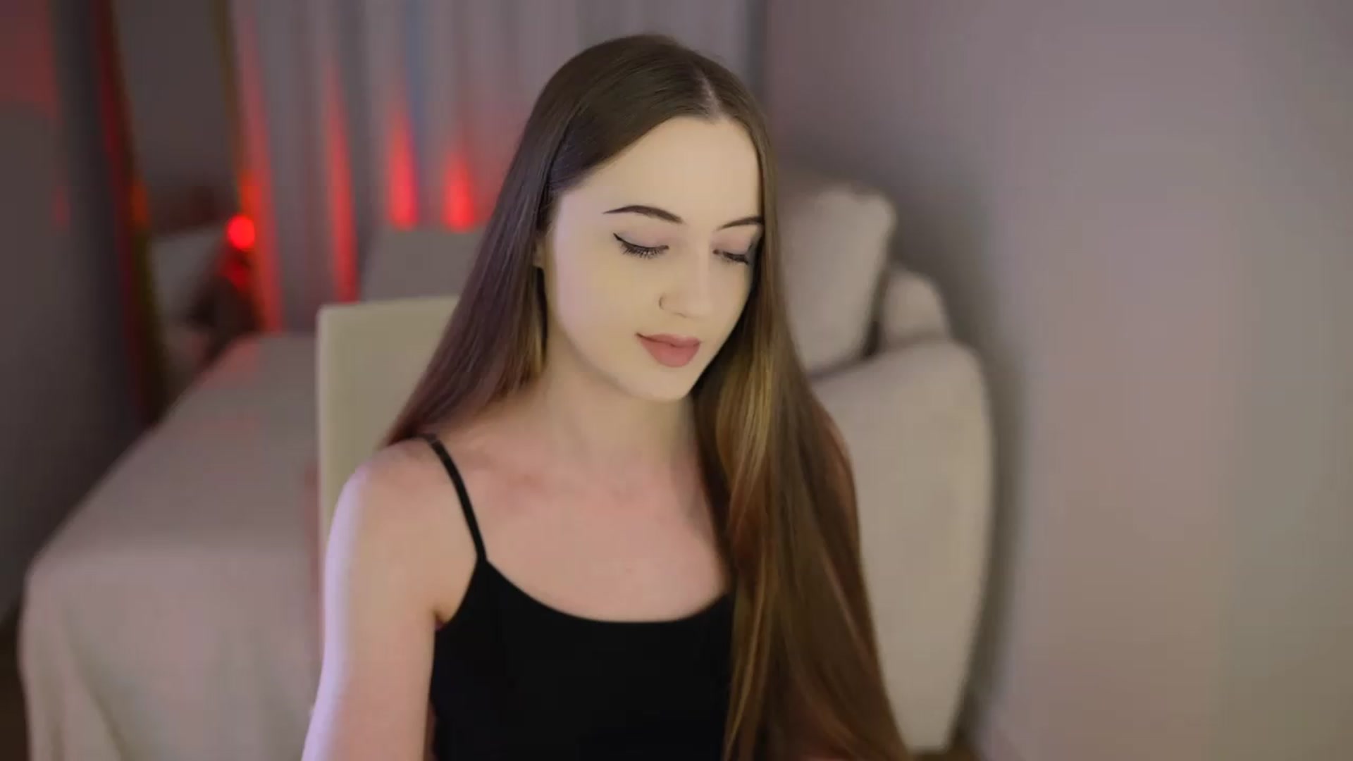 Gallery image thumbnail from Innocent_Soul's myfreecams stream on, 07/02/2026, 16:18 image 2 of 20