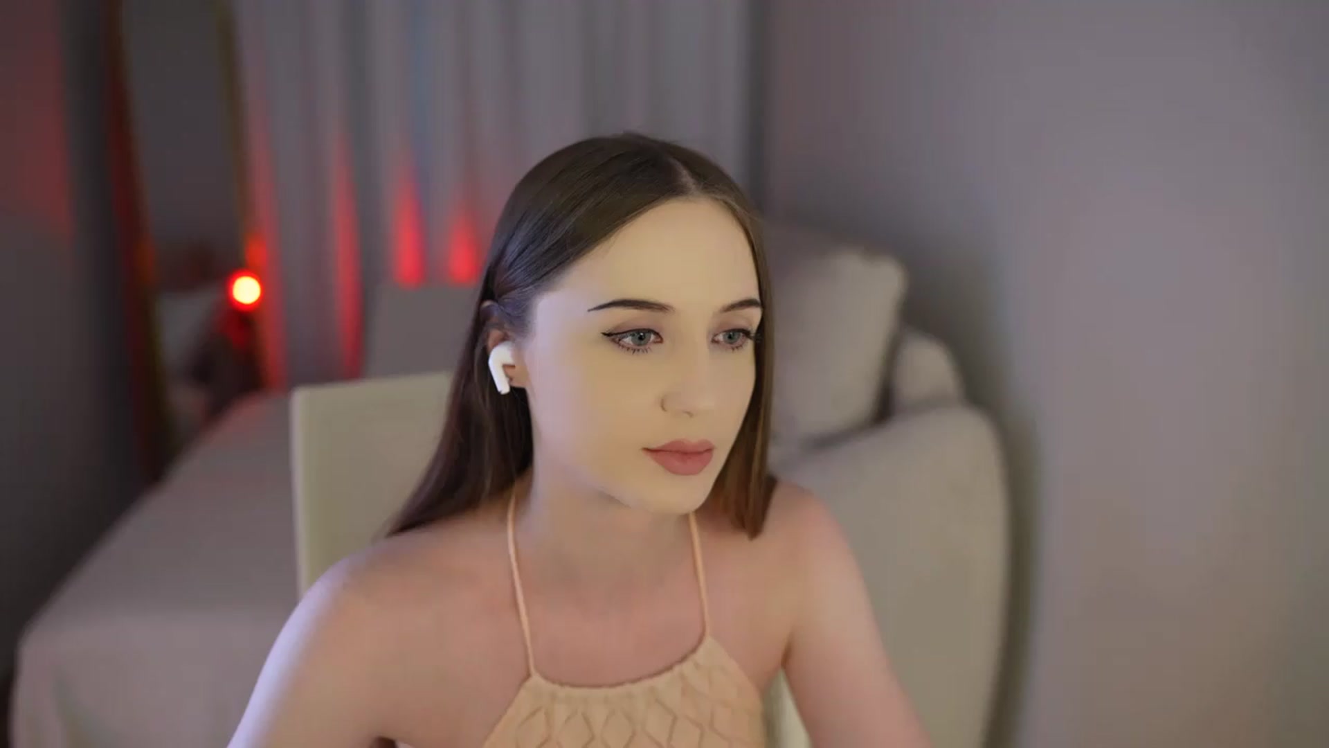 Gallery image thumbnail from Innocent_Soul's myfreecams stream on, 07/03/2026, 14:40 image 12 of 20