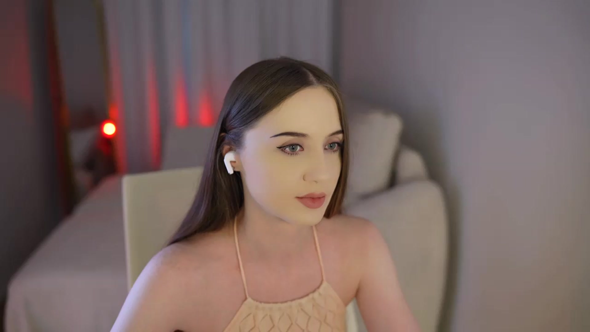 Gallery image thumbnail from Innocent_Soul's myfreecams stream on, 07/03/2026, 14:40 image 17 of 20