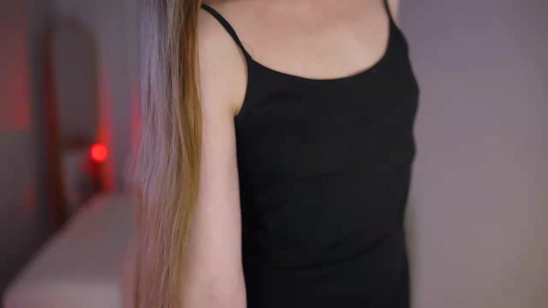 Gallery image thumbnail from Innocent_Soul's myfreecams stream on, 07/09/2026, 16:51 image 6 of 20