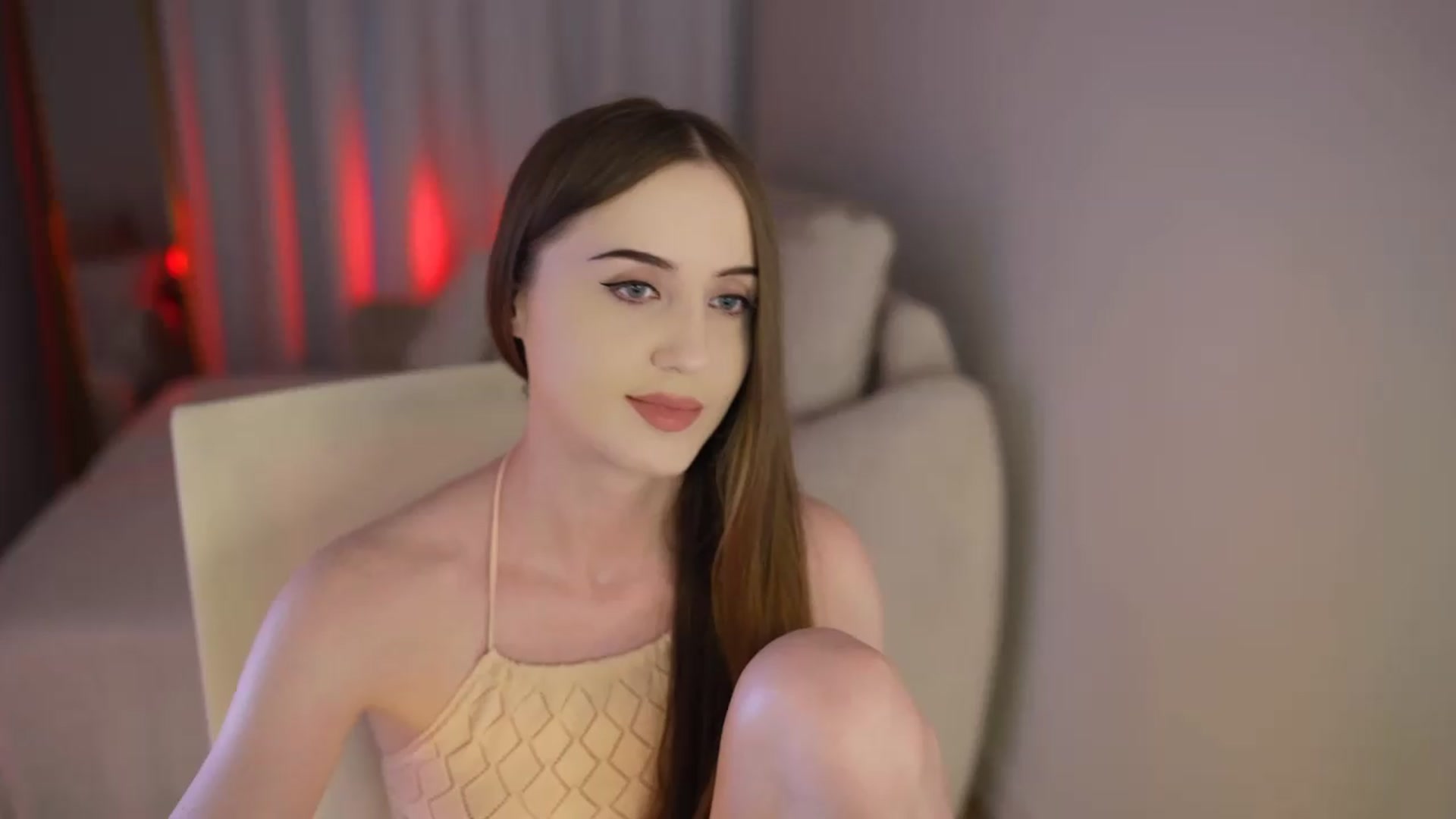 Gallery image thumbnail from Innocent_Soul's myfreecams stream on, 07/15/2026, 14:43 image 12 of 20