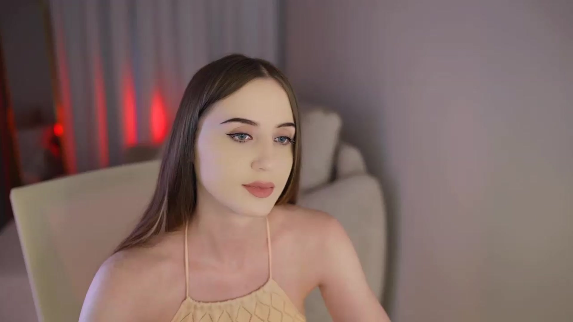 Gallery image thumbnail from Innocent_Soul's myfreecams stream on, 07/15/2026, 15:34 image 2 of 20
