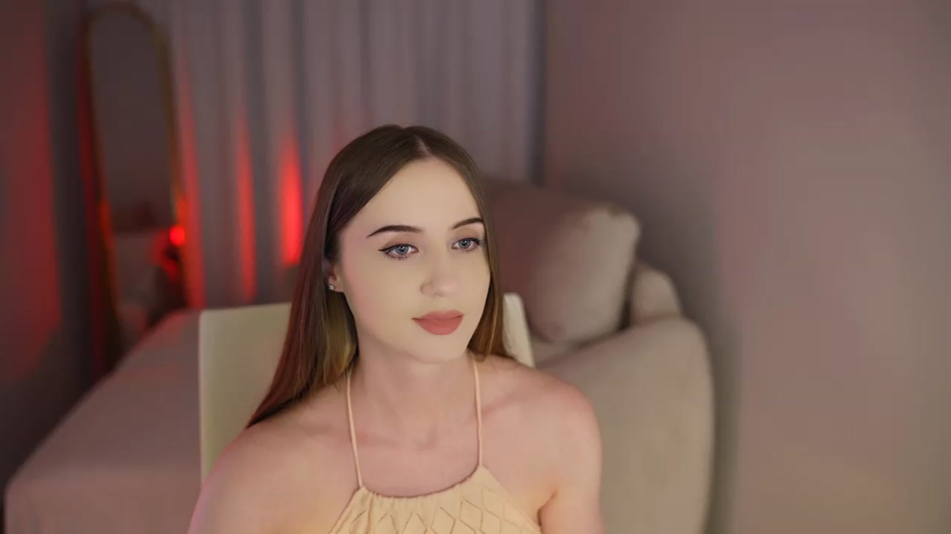 Gallery image thumbnail from Innocent_Soul's myfreecams stream on, 07/15/2026, 16:54 image 15 of 20