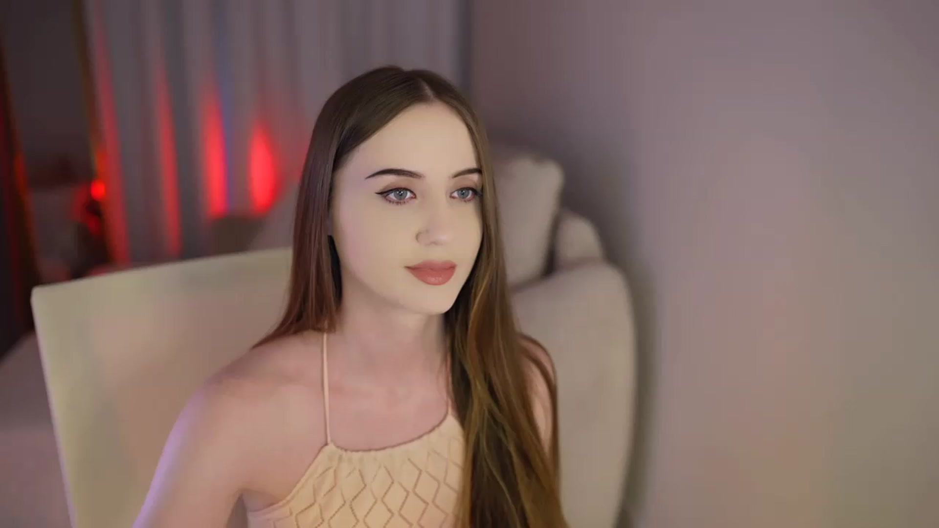 Gallery image thumbnail from Innocent_Soul's myfreecams stream on, 07/15/2026, 16:54 image 1 of 20
