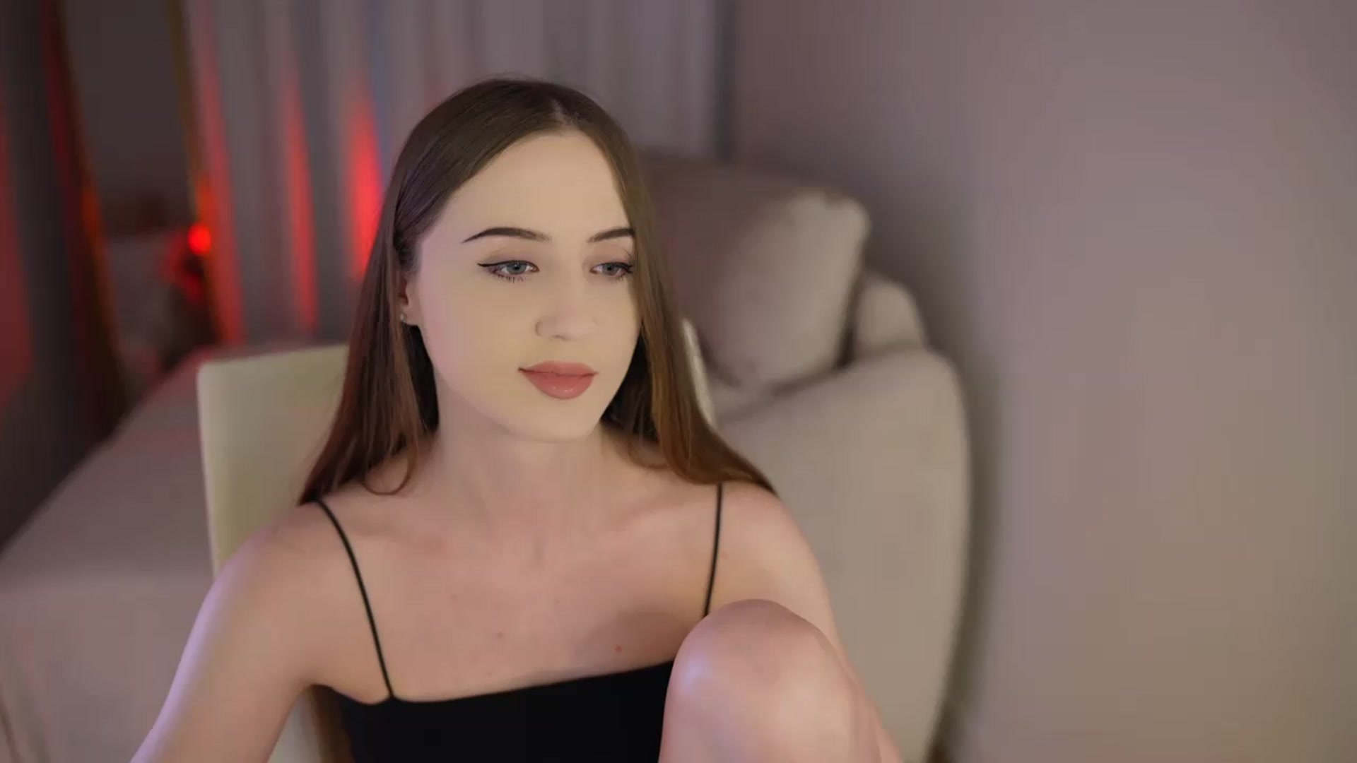 Gallery image thumbnail from Innocent_Soul's myfreecams stream on, 07/17/2026, 13:50 image 8 of 20