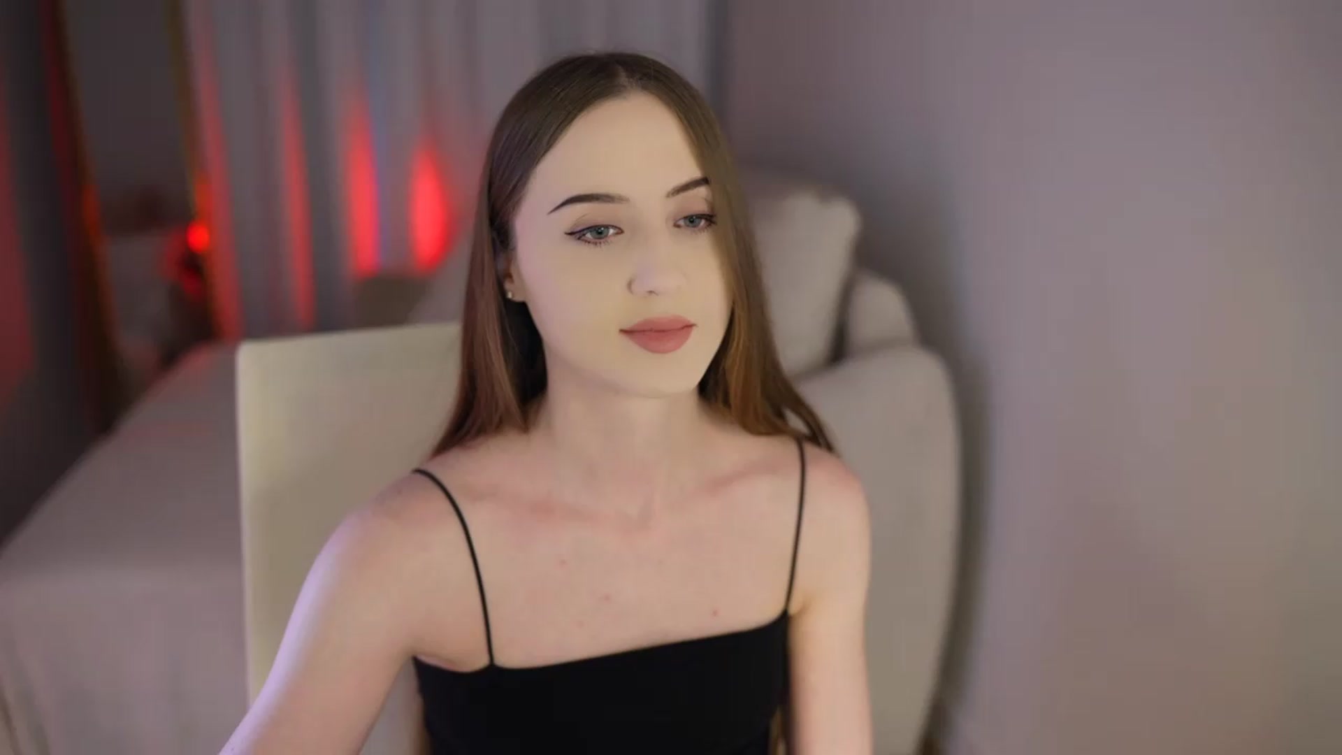 Gallery image thumbnail from Innocent_Soul's myfreecams stream on, 07/17/2026, 13:50 image 19 of 20