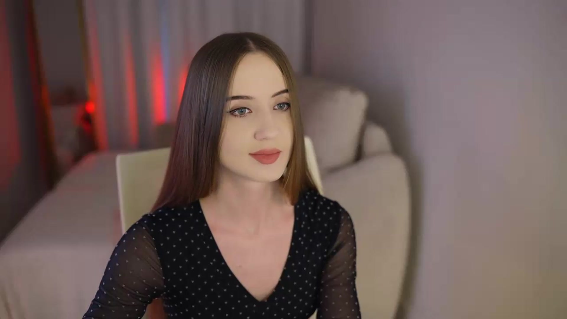 Gallery image thumbnail from Innocent_Soul's myfreecams stream on, 07/18/2026, 15:07 image 18 of 20