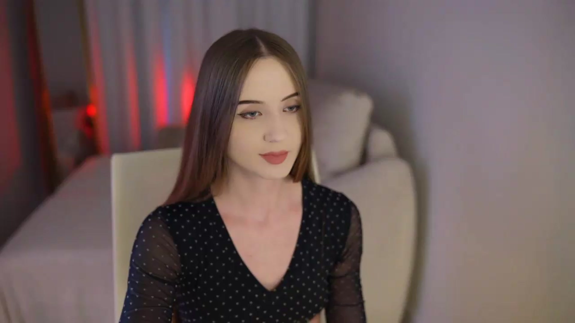 Gallery image thumbnail from Innocent_Soul's myfreecams stream on, 07/18/2026, 15:07 image 15 of 20