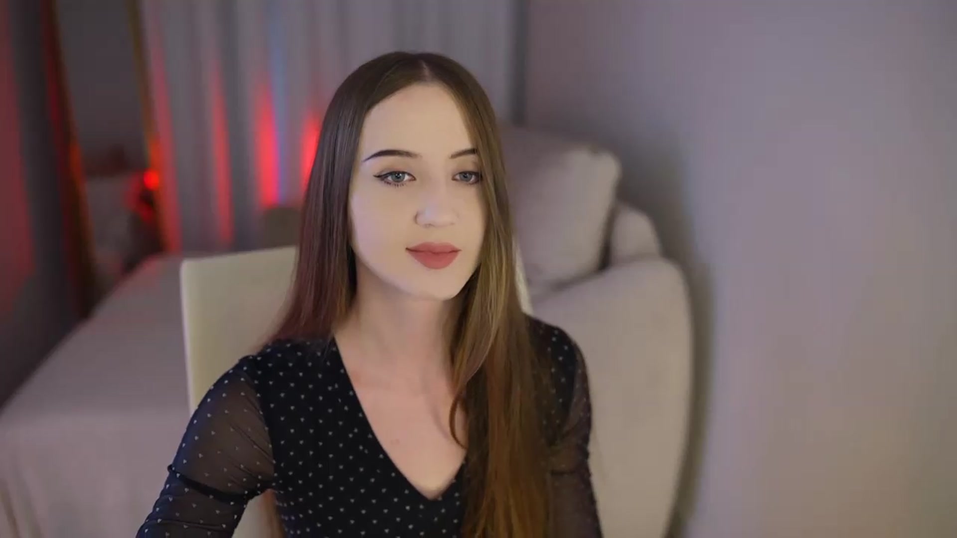 Gallery image thumbnail from Innocent_Soul's myfreecams stream on, 07/18/2026, 15:07 image 7 of 20