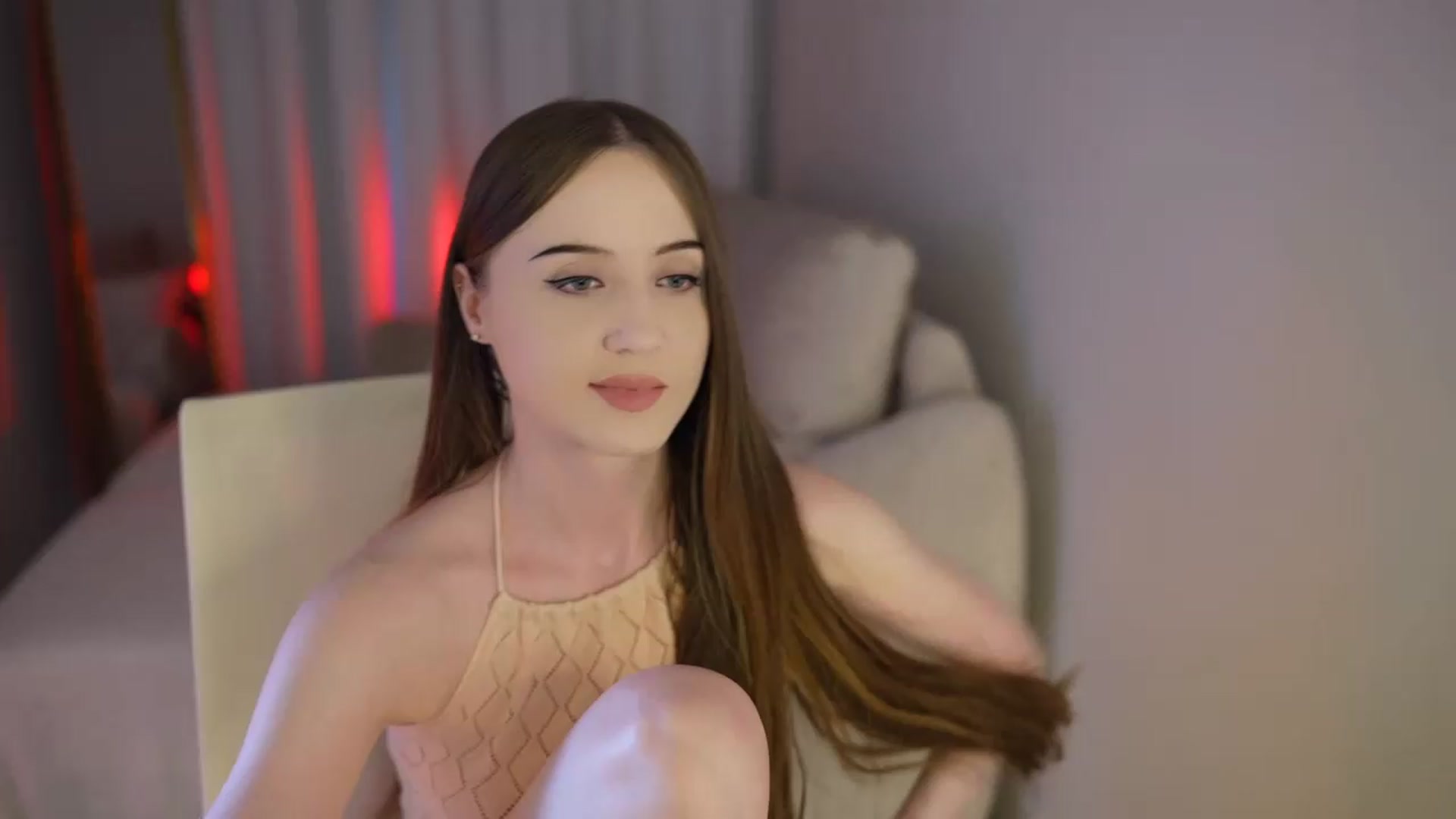 Gallery image thumbnail from Innocent_Soul's myfreecams stream on, 07/20/2026, 15:33 image 16 of 20