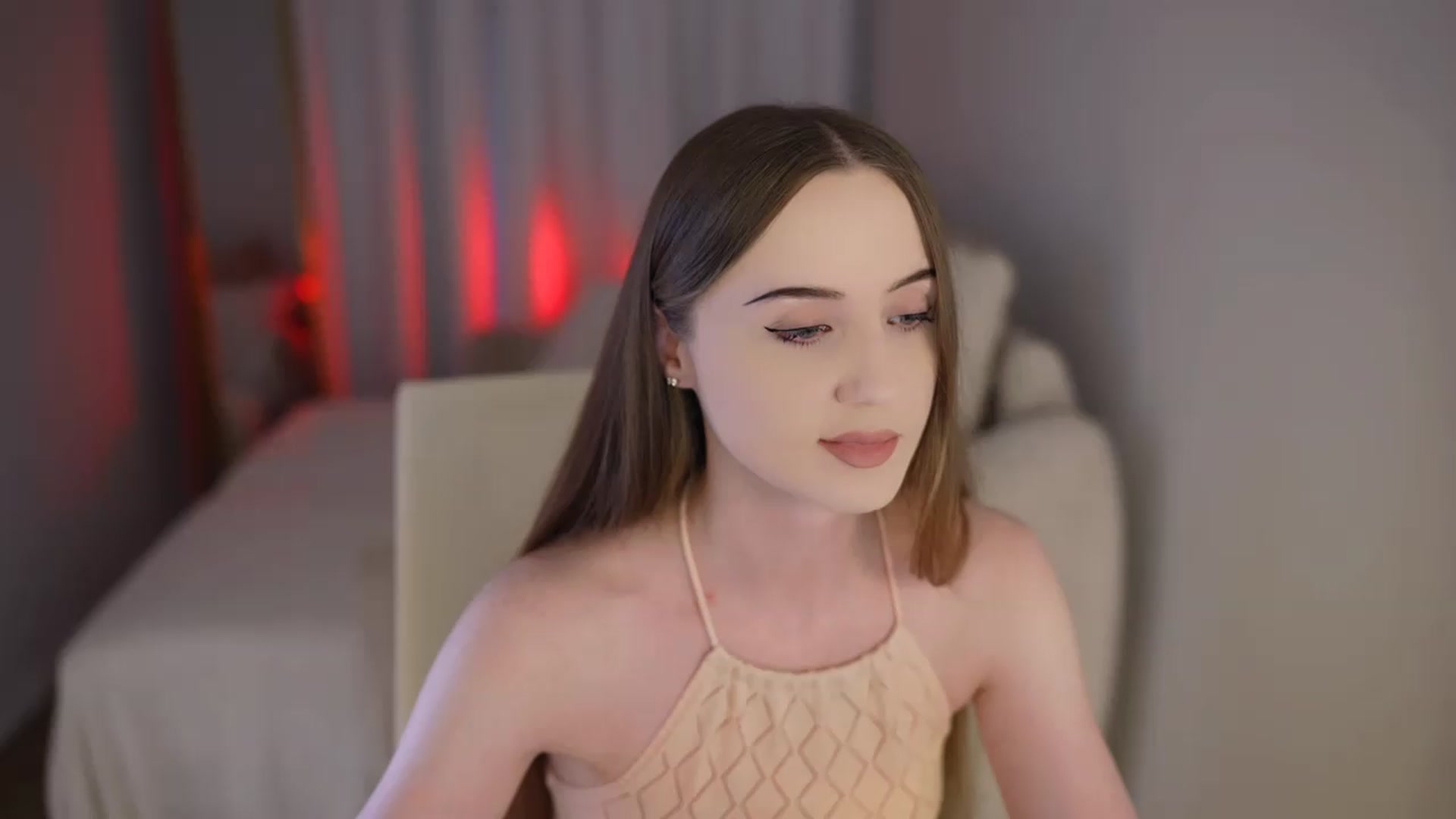 Gallery image thumbnail from Innocent_Soul's myfreecams stream on, 07/27/2026, 15:04 image 1 of 20