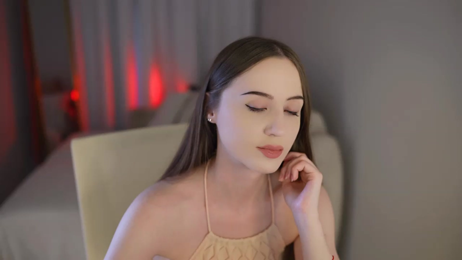 Gallery image thumbnail from Innocent_Soul's myfreecams stream on, 08/03/2026, 14:43 image 12 of 20