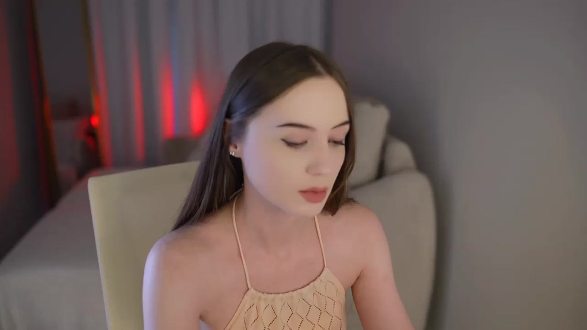 Gallery image thumbnail from Innocent_Soul's myfreecams stream on, 08/03/2026, 14:43 image 10 of 20