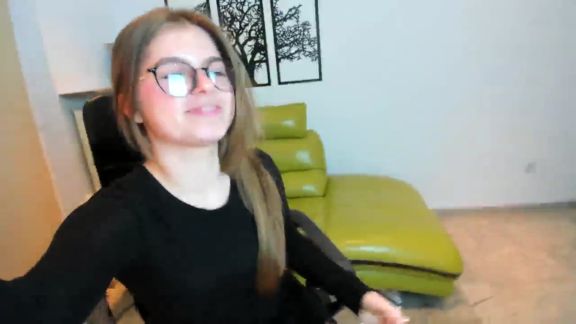 Gallery image thumbnail from Innolasa's myfreecams stream on, 03/18/2024, 19:06 image 18 of 20