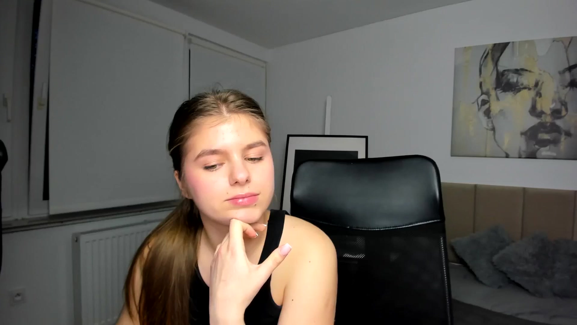Gallery image thumbnail from Innolasa's myfreecams stream on, 03/19/2024, 18:19 image 8 of 20
