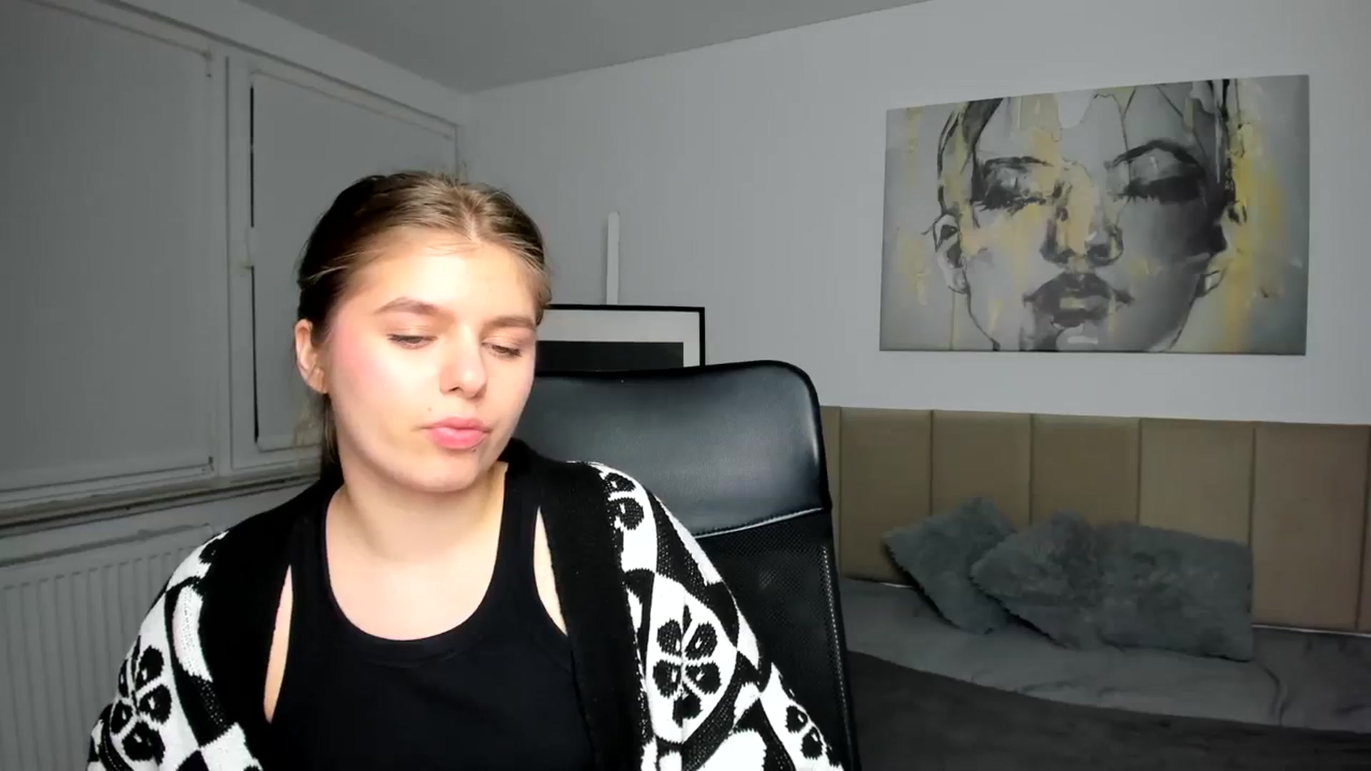 Gallery image thumbnail from Innolasa's myfreecams stream on, 03/19/2024, 18:19 image 19 of 20