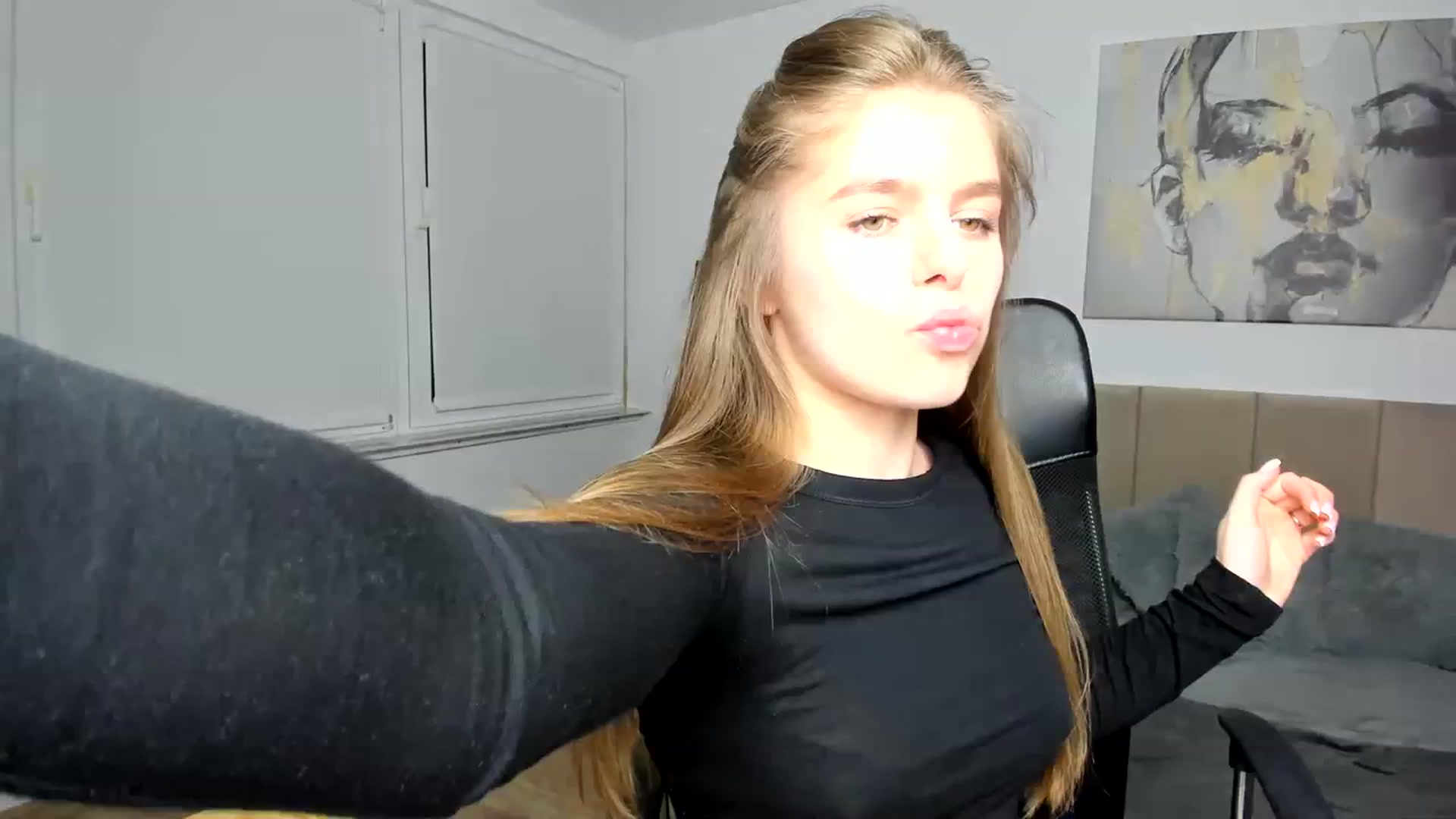 Gallery image thumbnail from Innolasa's myfreecams stream on, 03/21/2024, 17:46 image 13 of 20