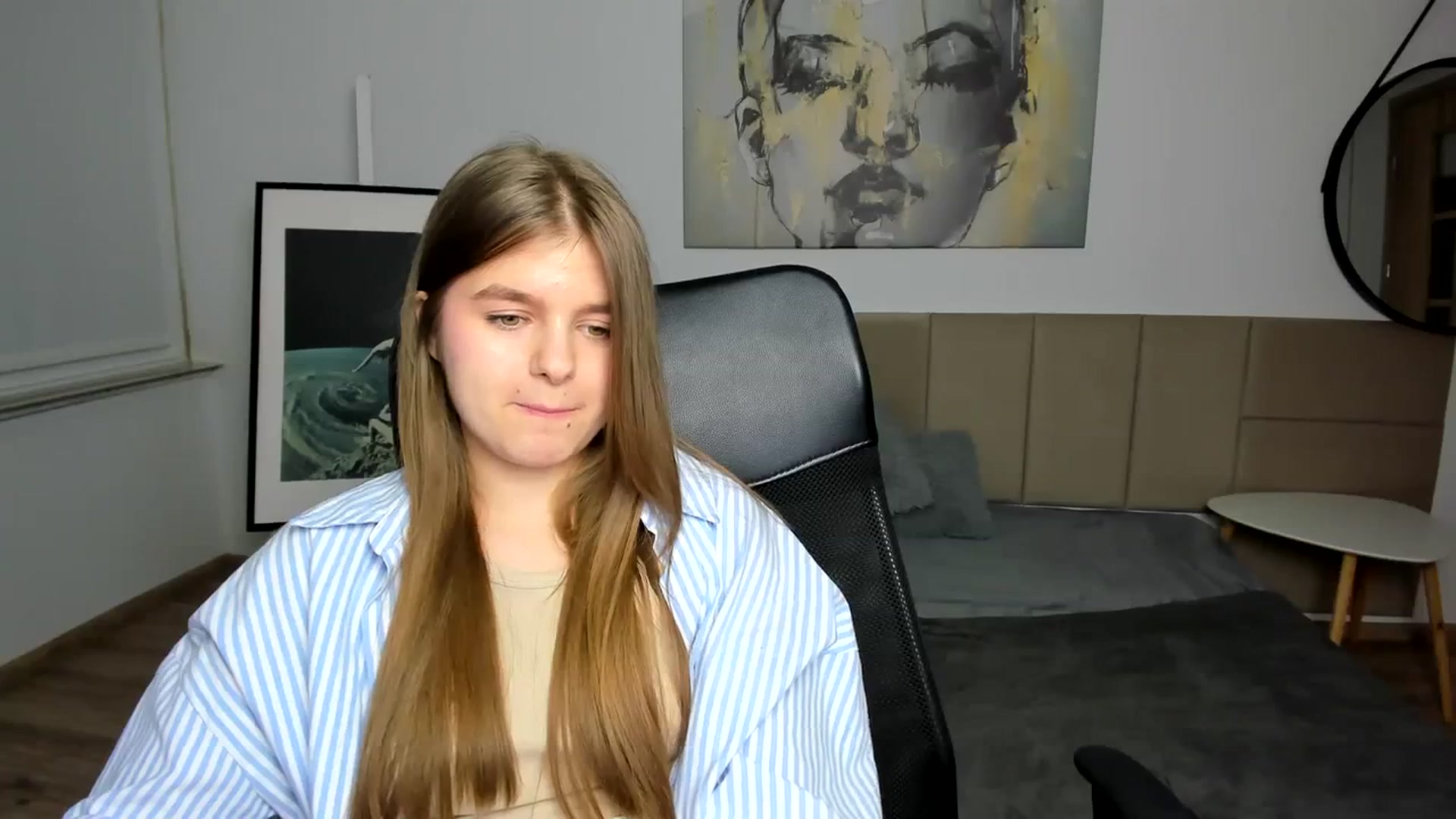 Gallery image thumbnail from Innolasa's myfreecams stream on, 03/23/2024, 21:37 image 13 of 20
