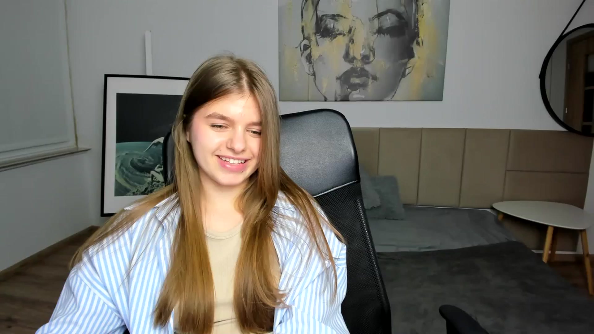 Gallery image thumbnail from Innolasa's myfreecams stream on, 03/23/2024, 21:37 image 10 of 20