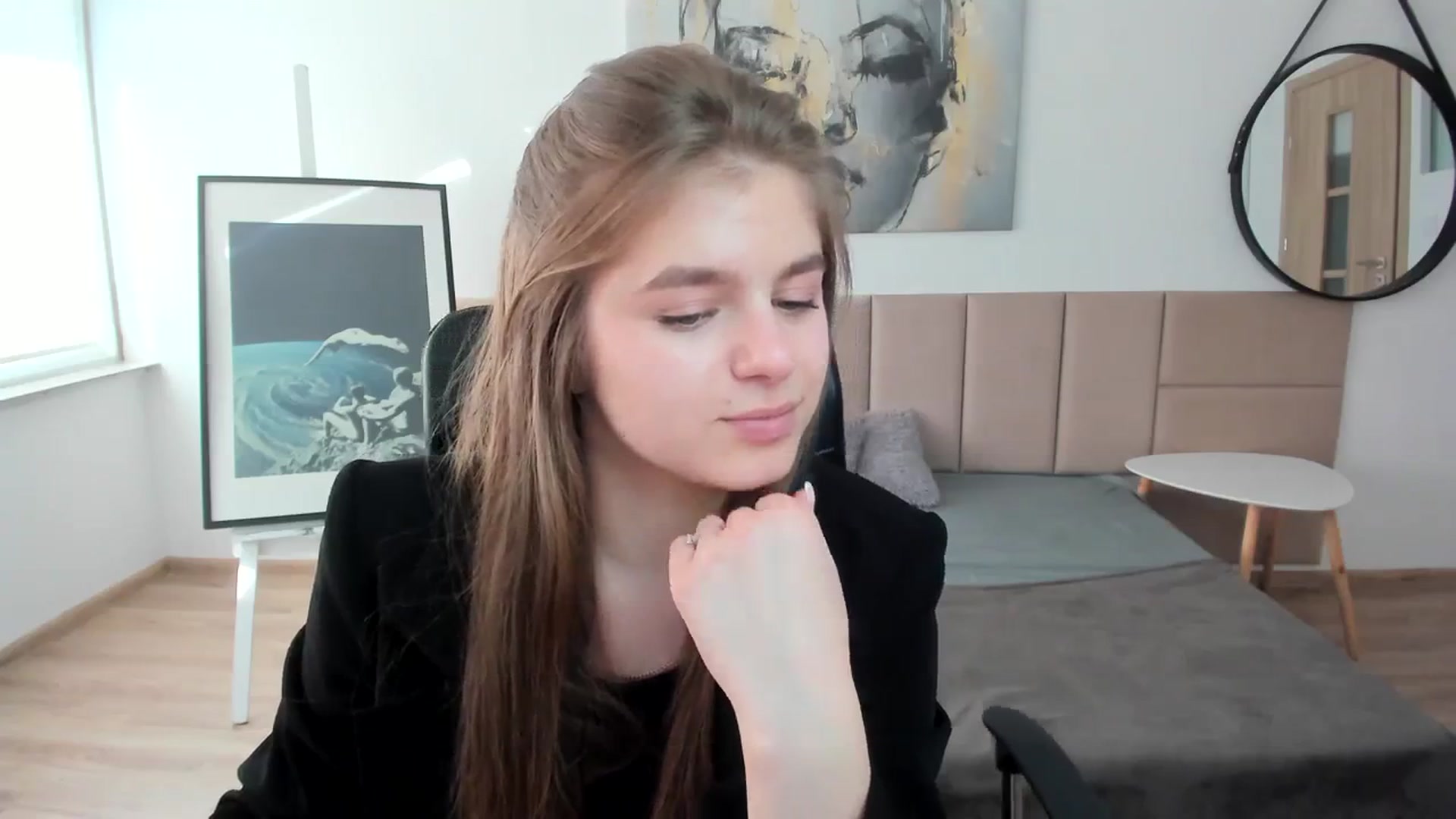 Gallery image thumbnail from Innolasa's myfreecams stream on, 03/29/2024, 15:24 image 7 of 20
