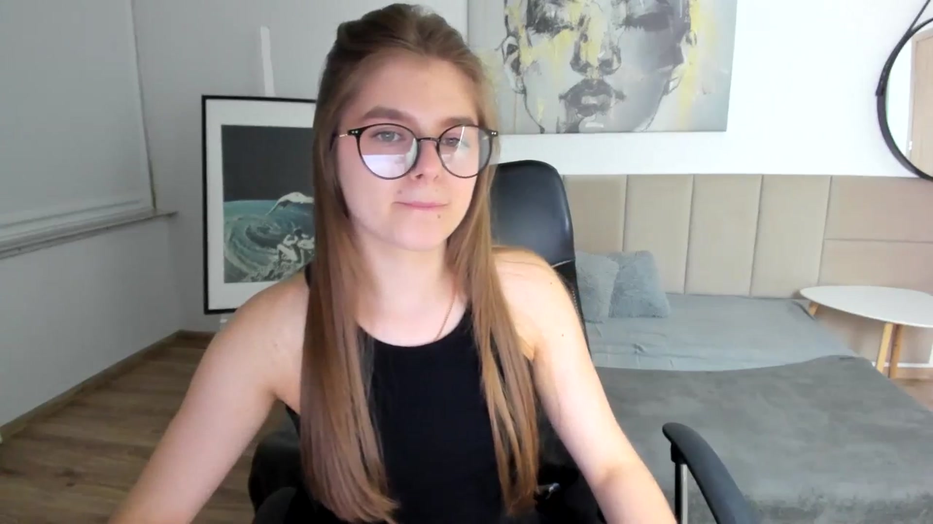 Gallery image thumbnail from Innolasa's myfreecams stream on, 03/29/2024, 18:59 image 13 of 20