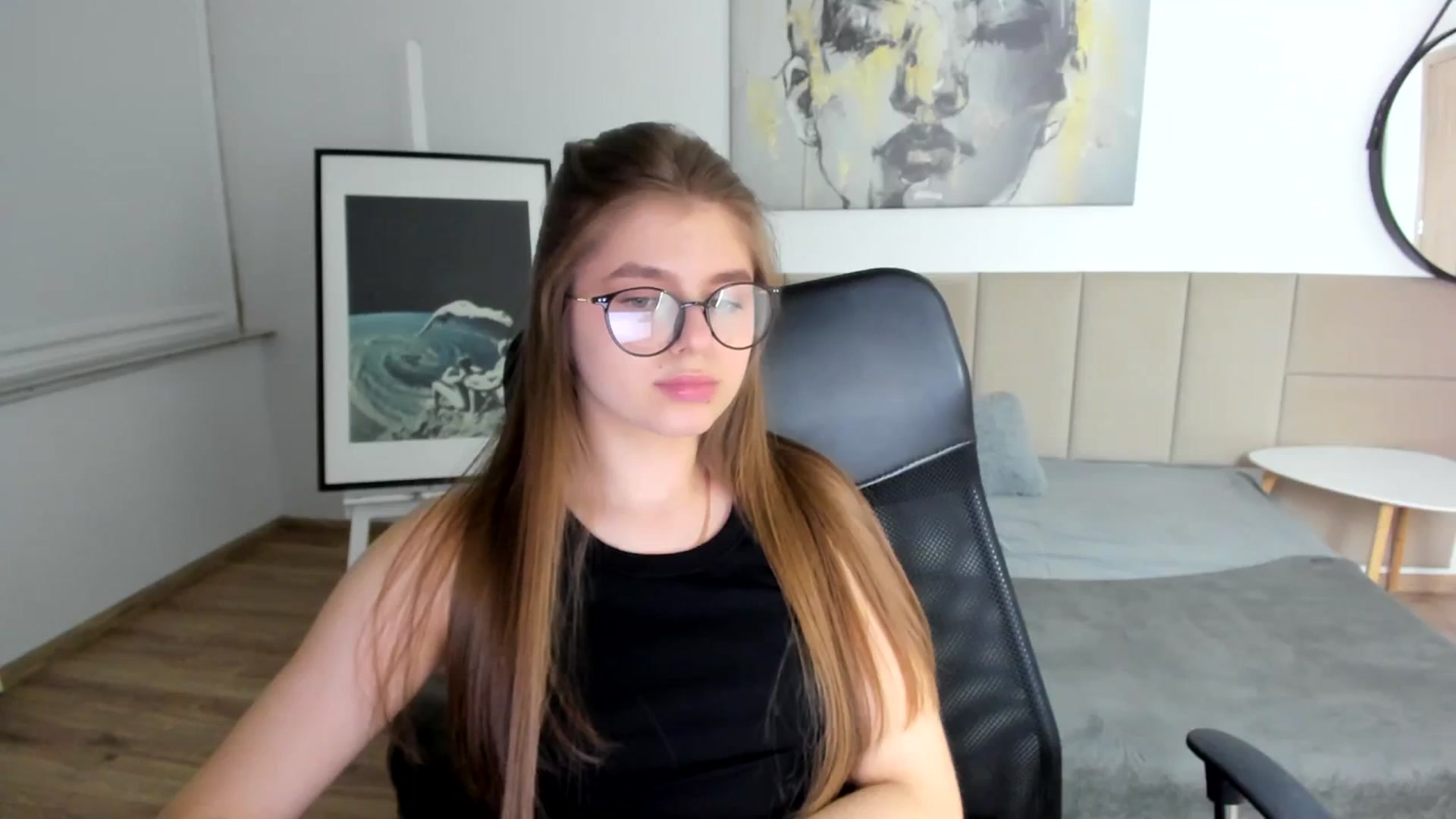 Gallery image thumbnail from Innolasa's myfreecams stream on, 03/29/2024, 18:59 image 10 of 20