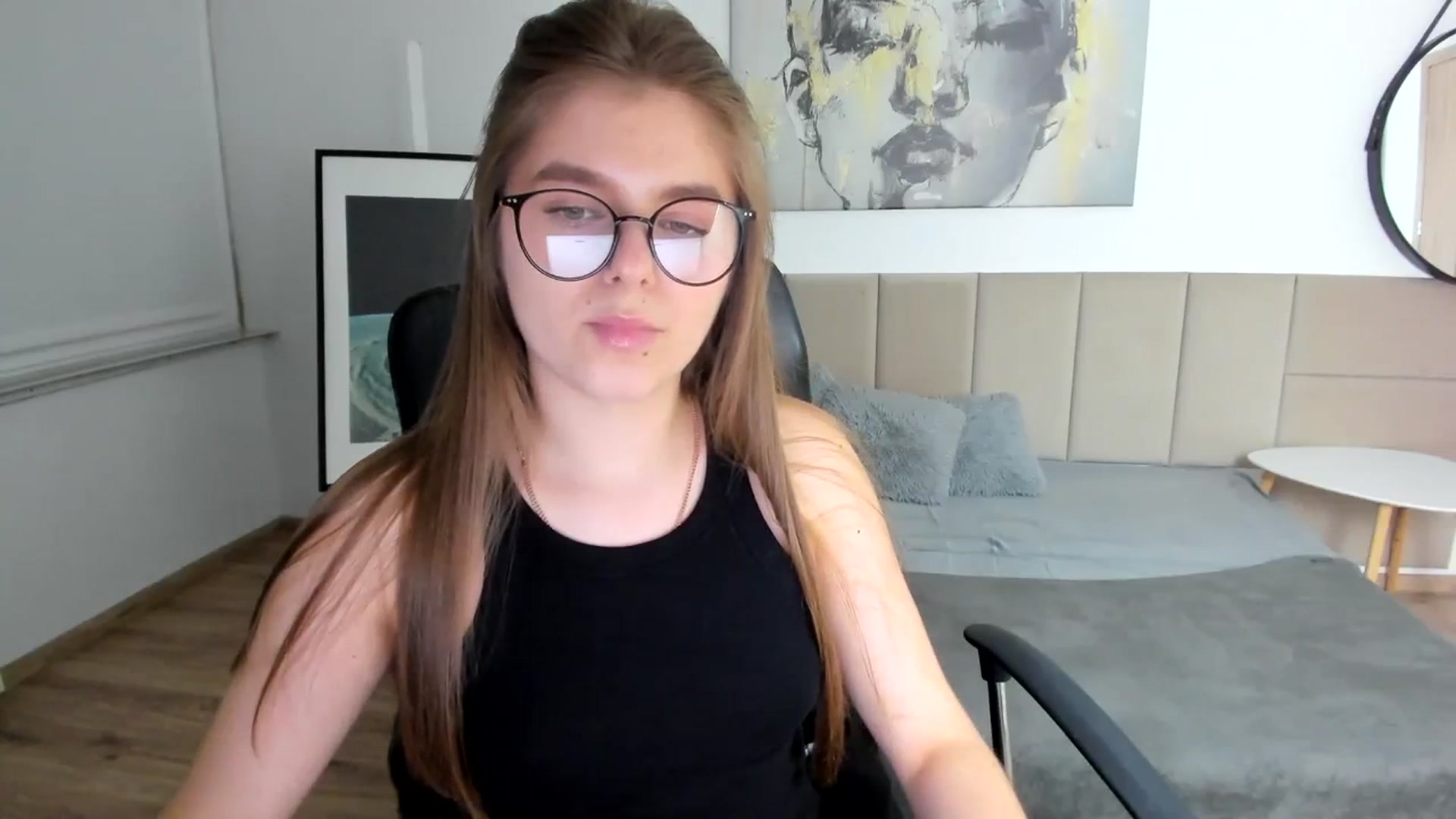Gallery image thumbnail from Innolasa's myfreecams stream on, 03/29/2024, 18:59 image 15 of 20